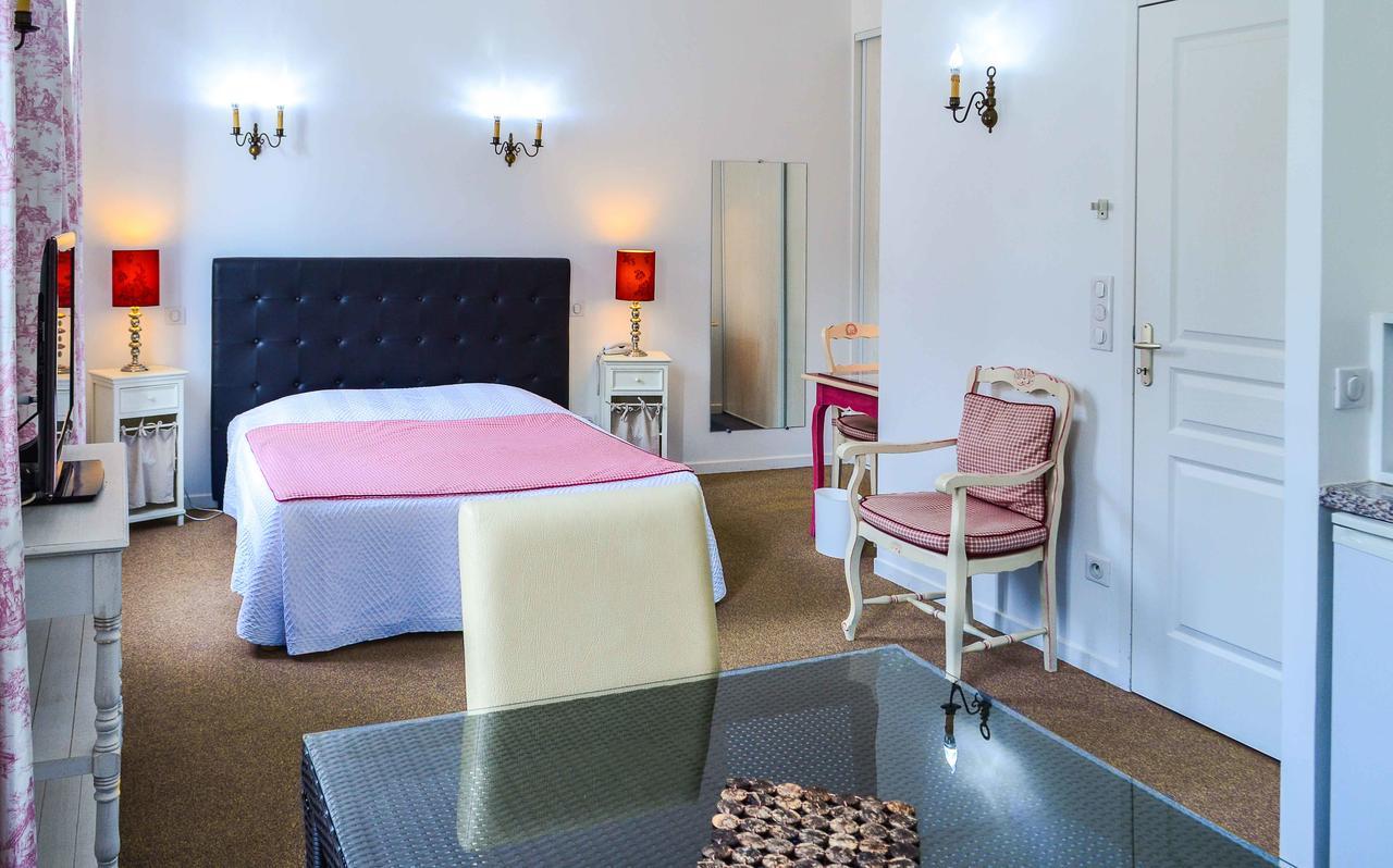 Hotel Beausejour Барботан-ле-Терм Екстериор снимка